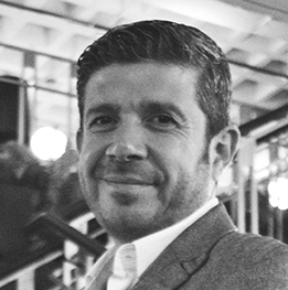 RAÚL AYUSO